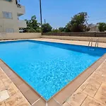 דירה Sealove Pool