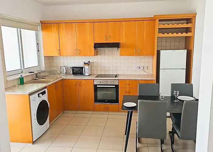 Sealove Pool Apartament